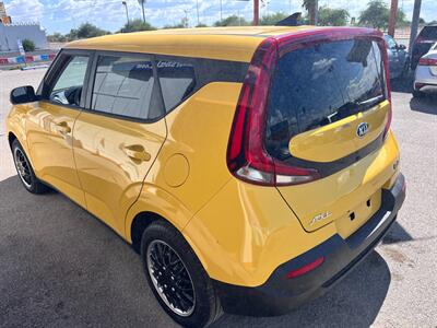 2020 Kia Soul S   - Photo 2 - Tucson, AZ 85711