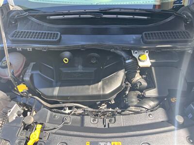 2018 Ford Escape Titanium   - Photo 17 - Tucson, AZ 85711