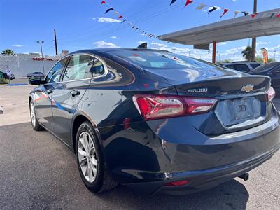 2020 Chevrolet Malibu LT   - Photo 3 - Tucson, AZ 85711