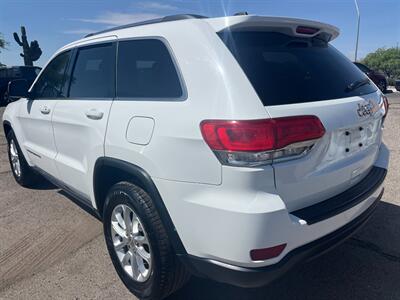 2015 Jeep Grand Cherokee Laredo   - Photo 3 - Tucson, AZ 85710