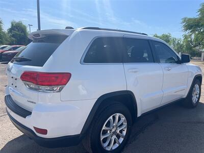 2015 Jeep Grand Cherokee Laredo   - Photo 2 - Tucson, AZ 85710