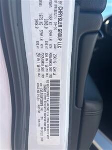 2015 Jeep Grand Cherokee Laredo   - Photo 15 - Tucson, AZ 85710