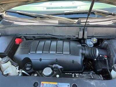 2017 Chevrolet Traverse LT   - Photo 9 - Tucson, AZ 85710