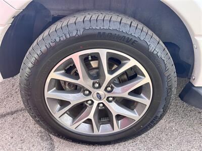 2017 Ford Expedition XLT   - Photo 11 - Tucson, AZ 85710