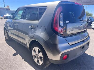 2018 Kia Soul   - Photo 5 - Tucson, AZ 85711