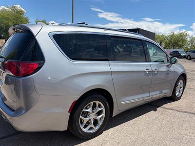 2018 Chrysler Pacifica Limited   - Photo 4 - Tucson, AZ 85710