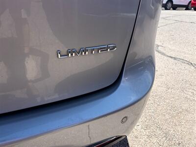 2018 Chrysler Pacifica Limited   - Photo 3 - Tucson, AZ 85710