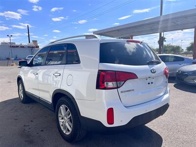 2015 Kia Sorento LX   - Photo 3 - Tucson, AZ 85711