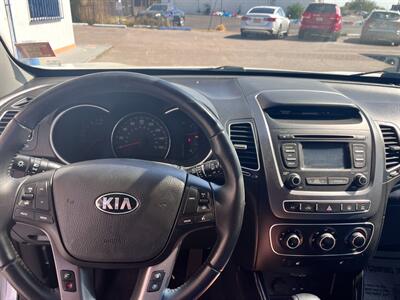 2015 Kia Sorento LX   - Photo 10 - Tucson, AZ 85711