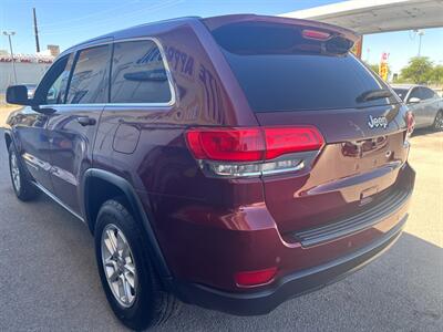 2018 Jeep Grand Cherokee Laredo   - Photo 3 - Tucson, AZ 85711