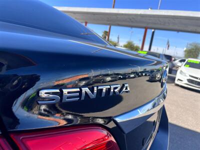 2018 Nissan Sentra SV   - Photo 5 - Tucson, AZ 85711