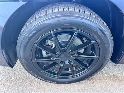 2018 Nissan Sentra SV   - Photo 3 - Tucson, AZ 85711