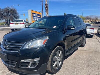 2017 Chevrolet Traverse LT   - Photo 8 - Tucson, AZ 85710