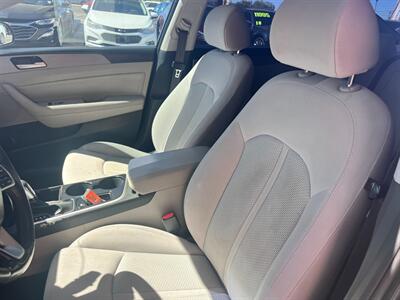 2019 Hyundai SONATA SEL   - Photo 8 - Tucson, AZ 85711