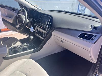 2019 Hyundai SONATA SEL   - Photo 11 - Tucson, AZ 85711