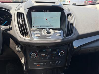 2018 Ford Escape Titanium   - Photo 13 - Tucson, AZ 85710