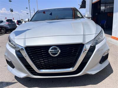 2021 Nissan Altima 2.5 SV   - Photo 6 - Tucson, AZ 85711