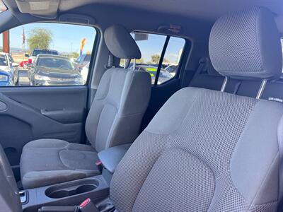 2016 Nissan Frontier SV   - Photo 6 - Tucson, AZ 85711