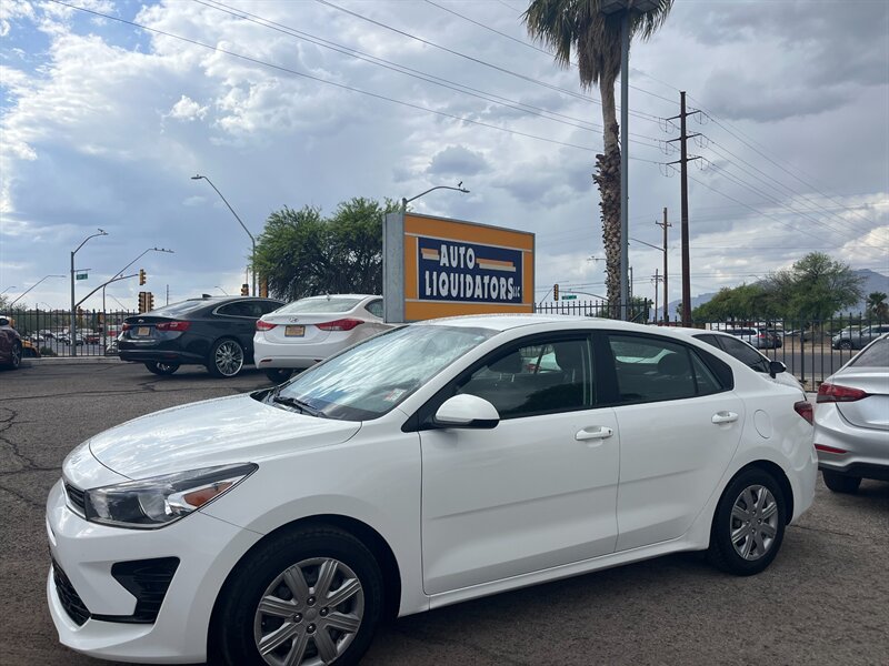 2022 Kia Rio LX   - Photo 1 - Tucson, AZ 85710