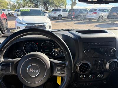 2017 Jeep Wrangler Unlimited Sport S   - Photo 9 - Tucson, AZ 85710