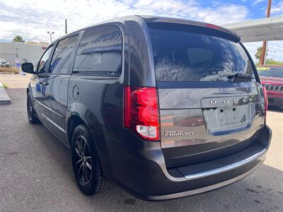 2015 Dodge Grand Caravan SXT   - Photo 3 - Tucson, AZ 85711