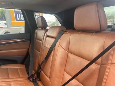 2011 Jeep Grand Cherokee Overland   - Photo 7 - Tucson, AZ 85710