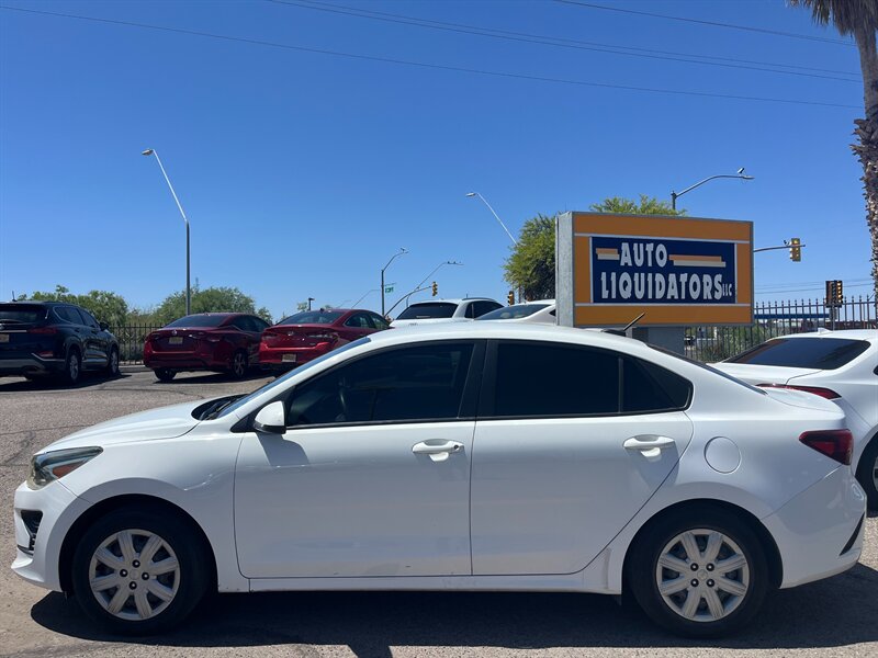 2022 Kia Rio LX   - Photo 1 - Tucson, AZ 85710