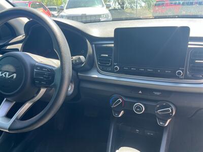 2022 Kia Rio LX   - Photo 7 - Tucson, AZ 85710