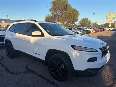 2017 Jeep Cherokee Limited   - Photo 5 - Tucson, AZ 85710