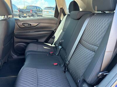 2019 Nissan Rogue S   - Photo 5 - Tucson, AZ 85710