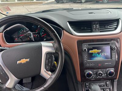 2016 Chevrolet Traverse LT   - Photo 7 - Tucson, AZ 85710