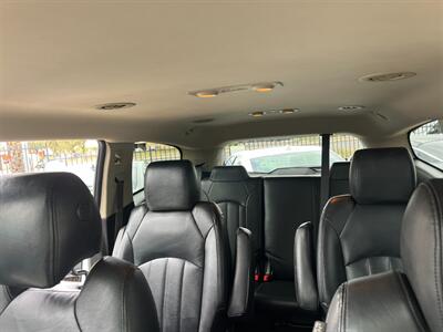 2016 Chevrolet Traverse LT   - Photo 13 - Tucson, AZ 85710