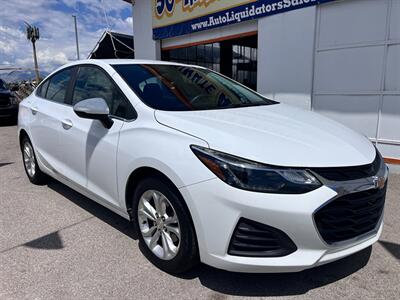 2019 Chevrolet Cruze LT   - Photo 2 - Tucson, AZ 85711