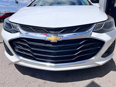 2019 Chevrolet Cruze LT   - Photo 3 - Tucson, AZ 85711