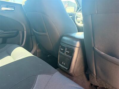 2020 Dodge Charger SXT   - Photo 11 - Tucson, AZ 85710