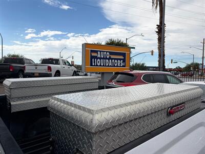 2016 GMC Sierra 1500 SLE   - Photo 10 - Tucson, AZ 85710