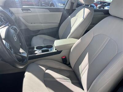 2019 Hyundai SONATA SE   - Photo 9 - Tucson, AZ 85711
