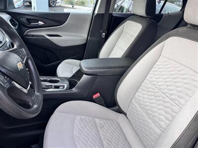2020 Chevrolet Equinox LT   - Photo 9 - Tucson, AZ 85710