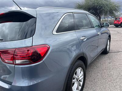 2020 Kia Sorento L   - Photo 4 - Tucson, AZ 85710