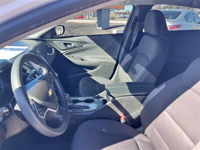 2018 Chevrolet Malibu LT   - Photo 9 - Tucson, AZ 85710