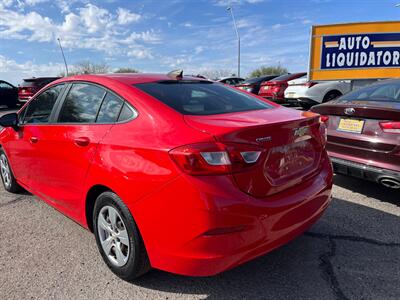 2017 Chevrolet Cruze LS Auto   - Photo 2 - Tucson, AZ 85710