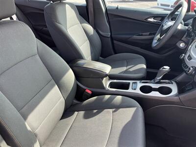 2017 Chevrolet Cruze LS Auto   - Photo 6 - Tucson, AZ 85710