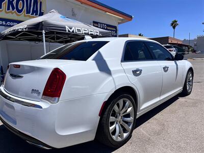 2017 Chrysler 300 C   - Photo 12 - Tucson, AZ 85711