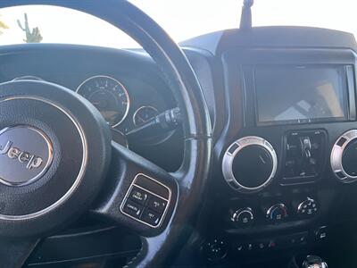 2014 Jeep Wrangler Unlimited Rubicon   - Photo 19 - Tucson, AZ 85710