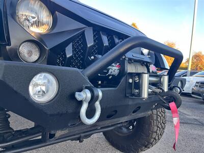 2014 Jeep Wrangler Unlimited Rubicon   - Photo 15 - Tucson, AZ 85710