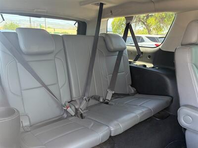 2020 Chevrolet Suburban LT   - Photo 5 - Tucson, AZ 85710