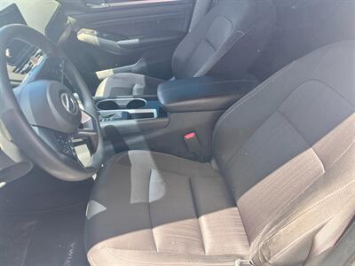 2021 Nissan Altima 2.5 SV   - Photo 9 - Tucson, AZ 85711