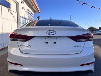 2018 Hyundai ELANTRA Limited   - Photo 4 - Tucson, AZ 85711