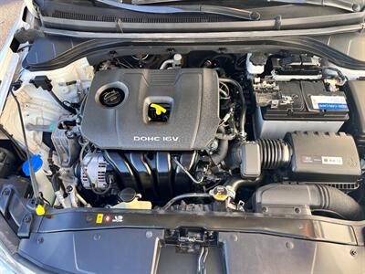 2018 Hyundai ELANTRA Limited   - Photo 10 - Tucson, AZ 85711