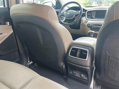 2020 Kia Sorento S V6   - Photo 9 - Tucson, AZ 85710